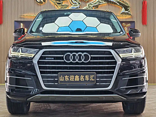 AUDI Q7 2018