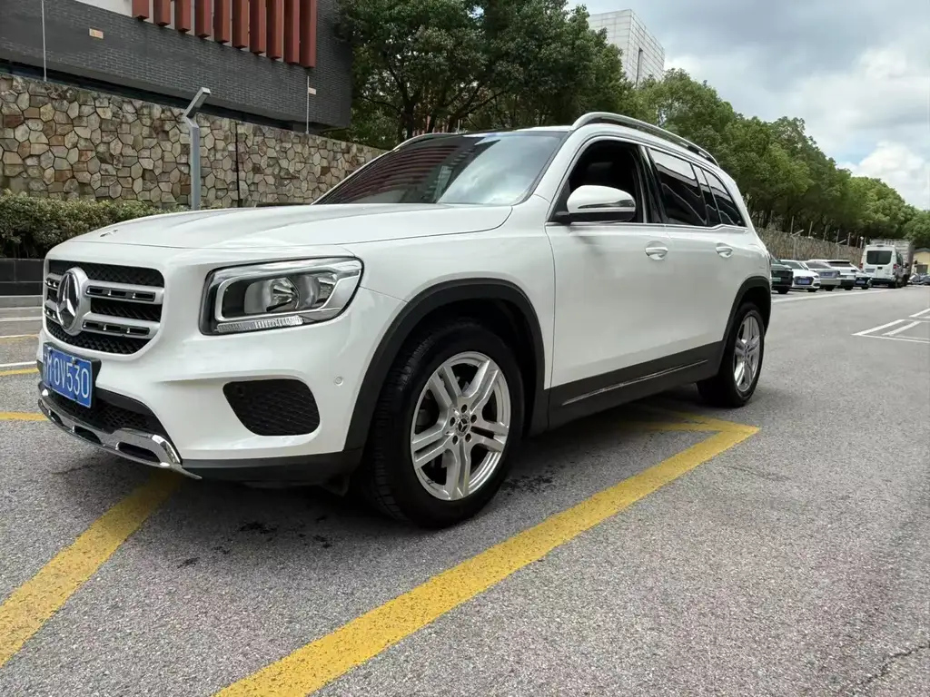 MERCEDES BENZ GLB 2020