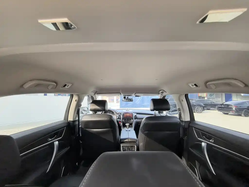 HONDA AVANCIER 2022