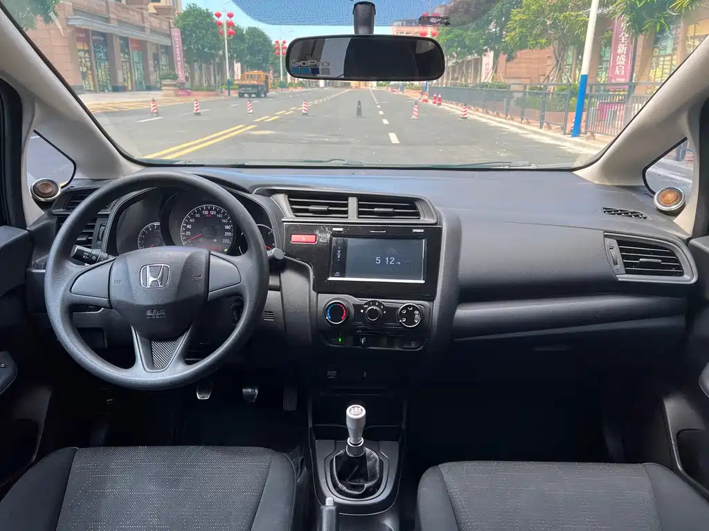 HONDA FIT 2016