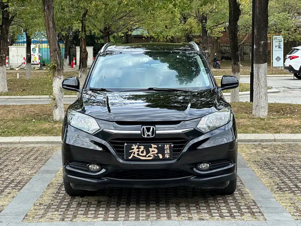 HONDA VEZEL 2015