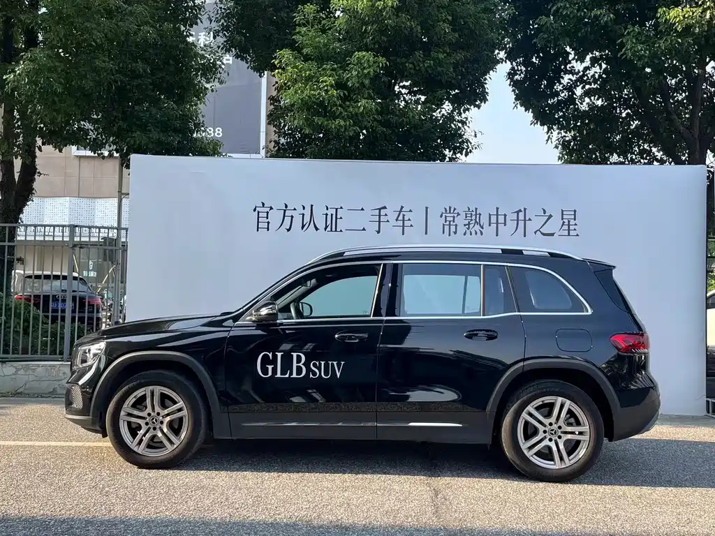MERCEDES BENZ GLB 2022