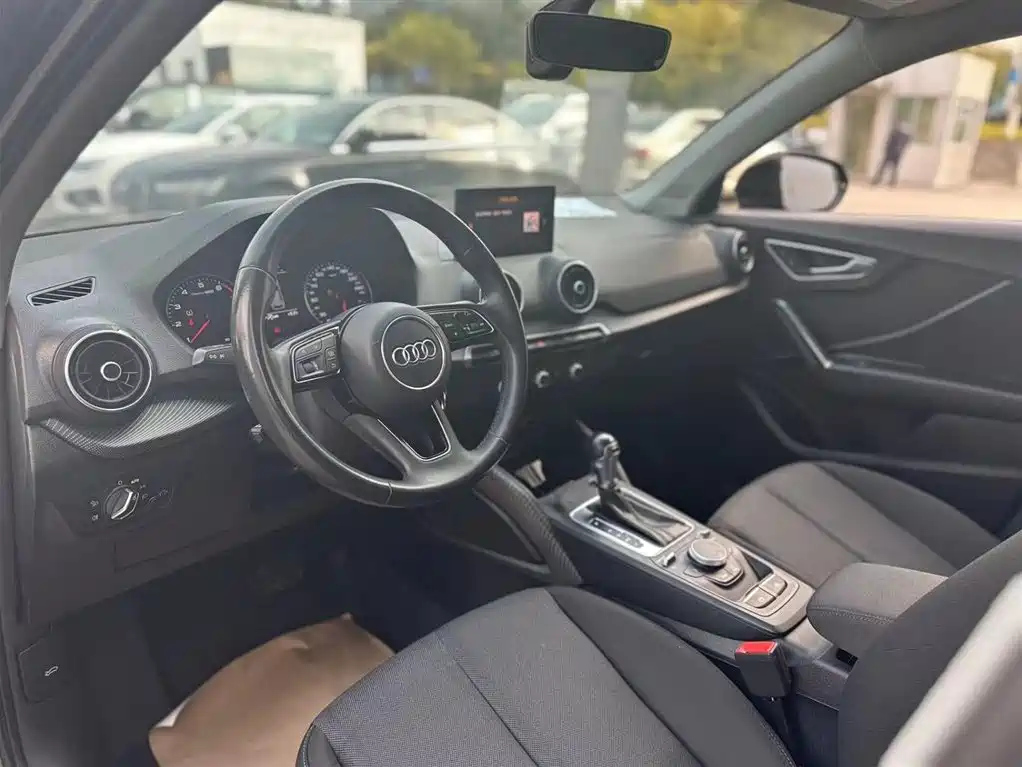 AUDI Q2L 2020