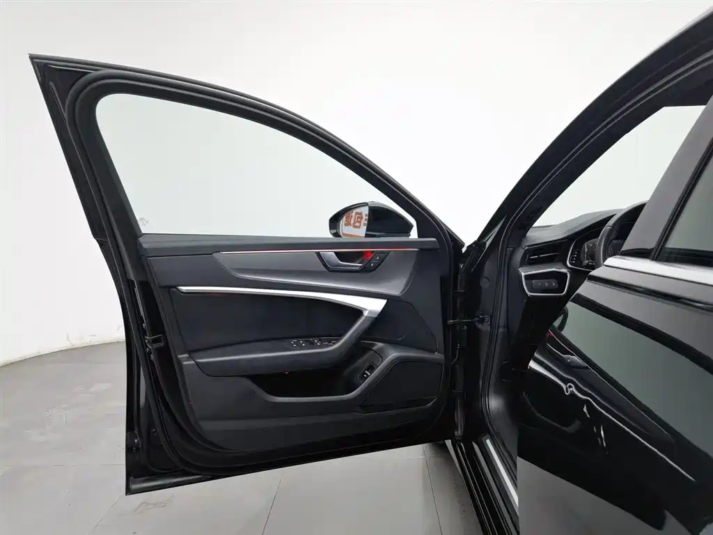 AUDI A6L 2019