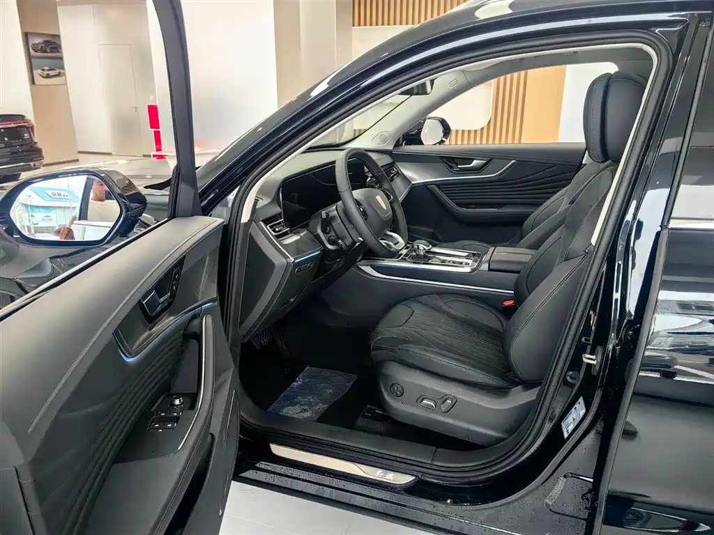 HONGQI HS5 2023