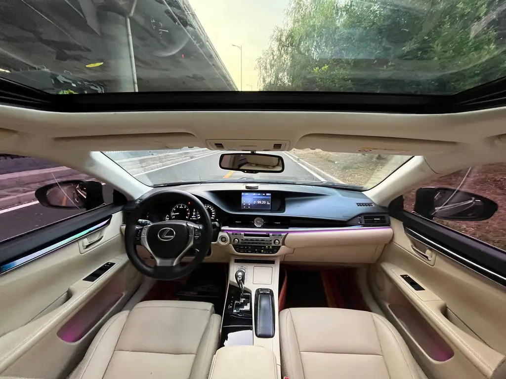 LEXUS ES 2014