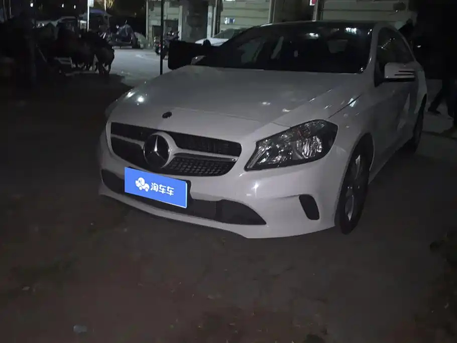 MERCEDES BENZ A-CLASS IMPORT 2017