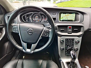 VOLVO V40 2017 YEAR T3 ELEGANT EDITION 2017