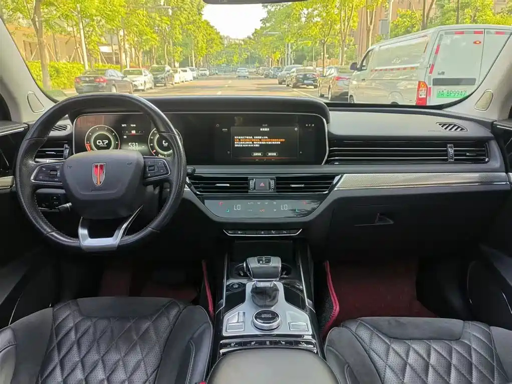 HONGQI HS5 2019