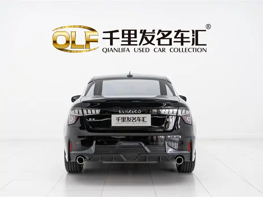 LYNK&CO 03 2022