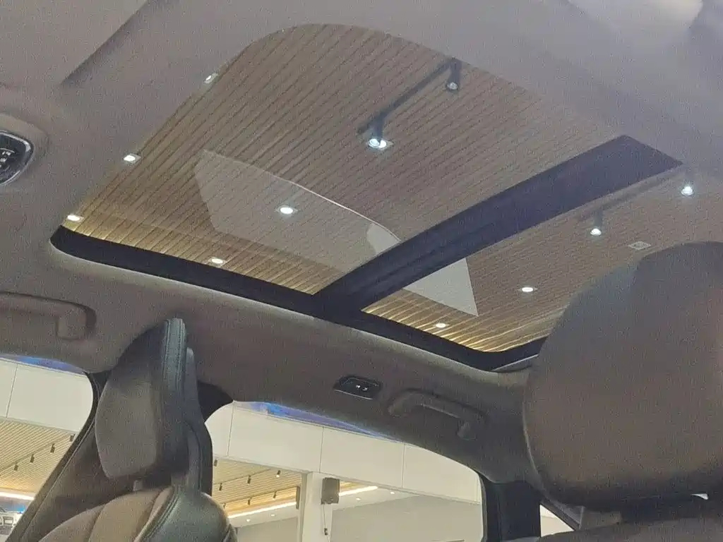 VOLVO S90 2017