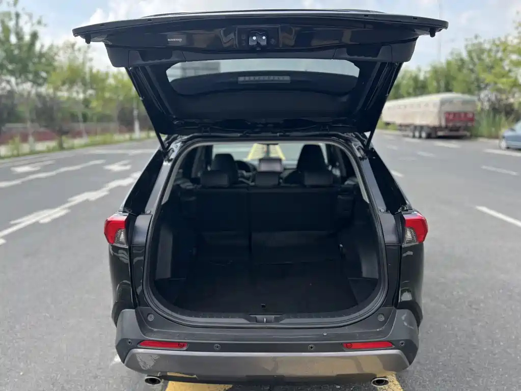 TOYOTA RAV4 RONGFANG 2021