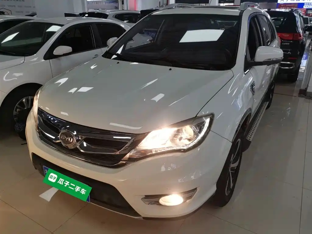 BYD S7 2015