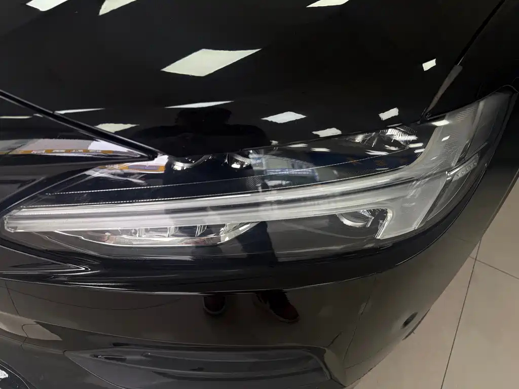 VOLVO S90 2018