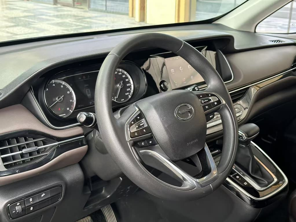 TRUMPCHI M6 2019