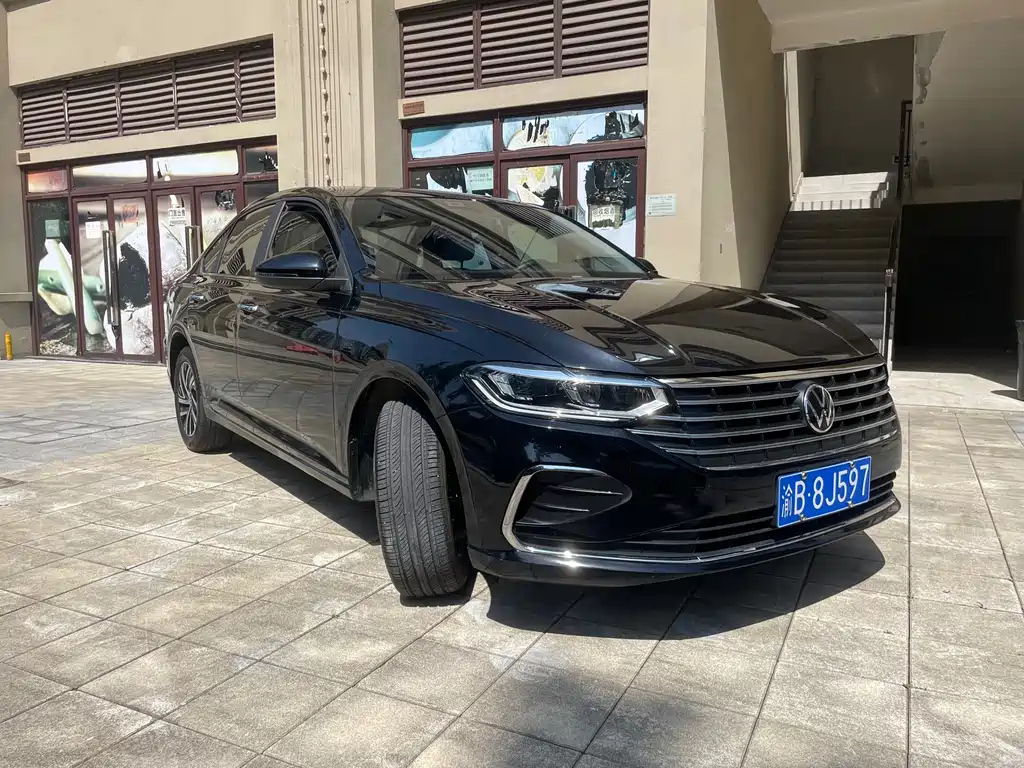 VOLKSWAGEN LAVIDA 2023