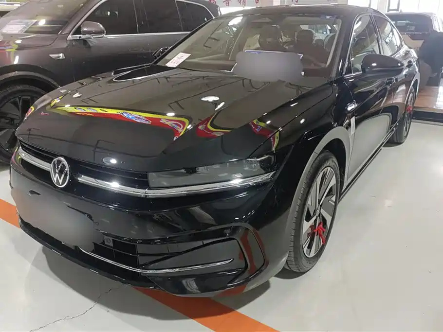 VOLKSWAGEN MAGOTAN 2024
