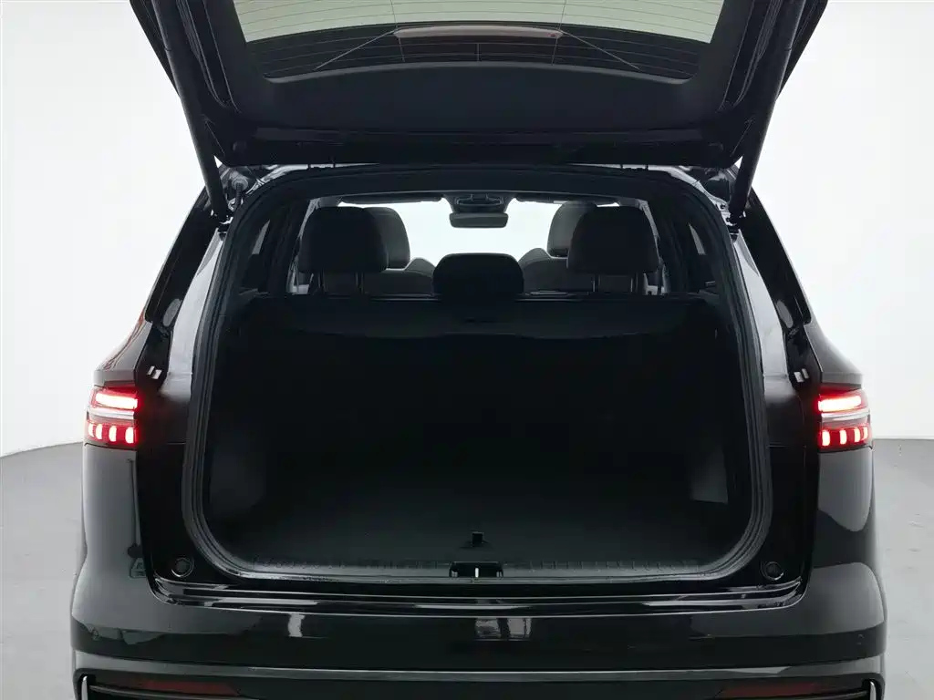 GEELY AUTO MONJARO 2021