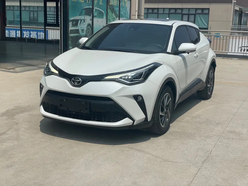 TOYOTA C-HR 2021