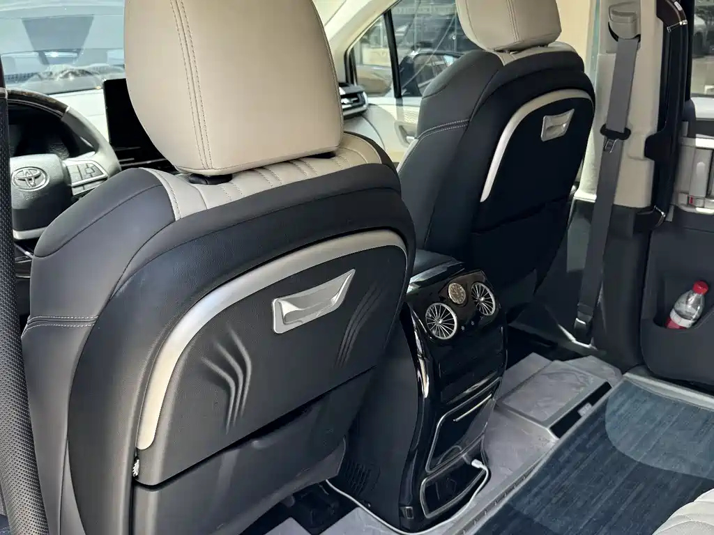 TOYOTA SIENNA SIENNA 2024