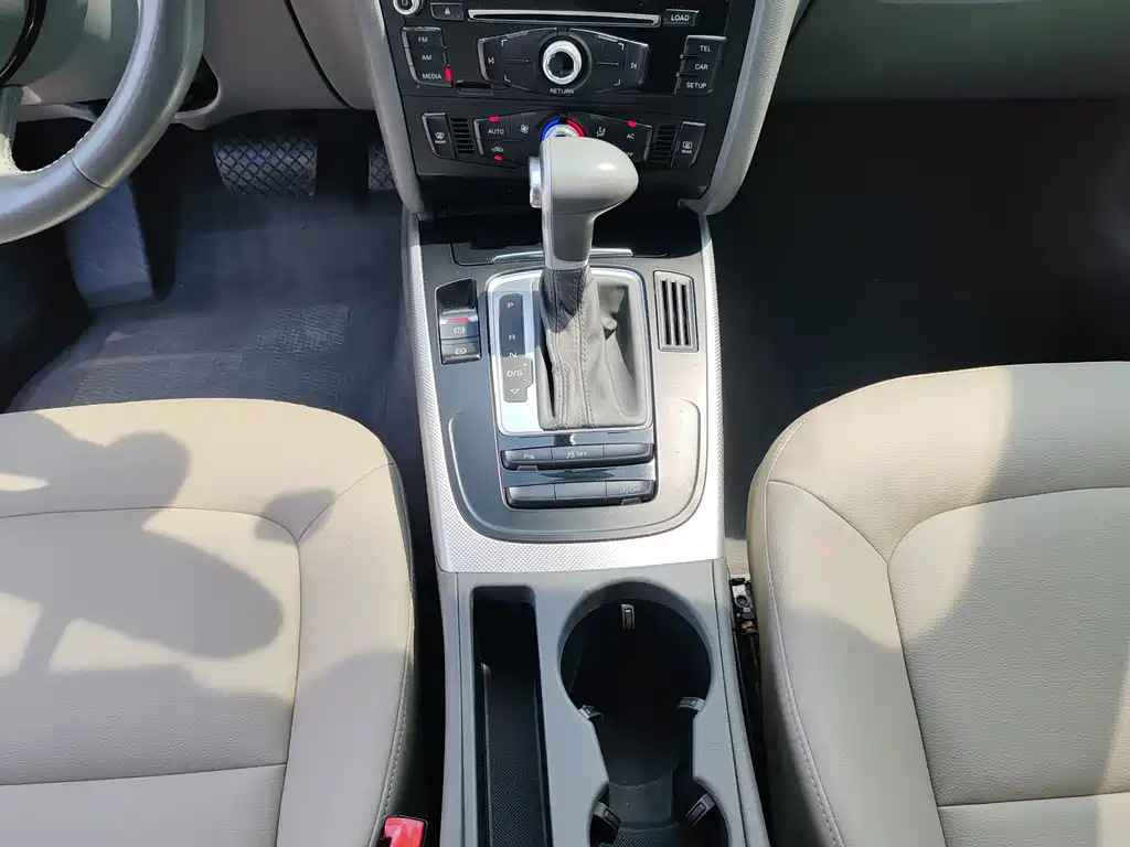 AUDI A4L 2013
