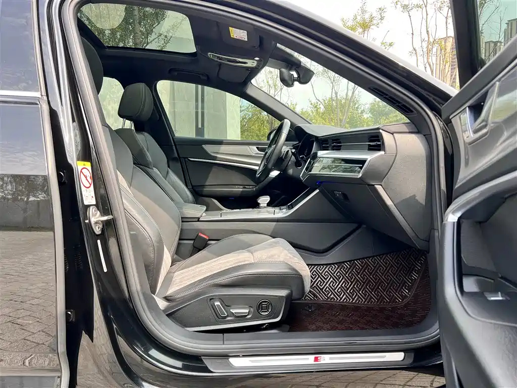 AUDI A6L 2023