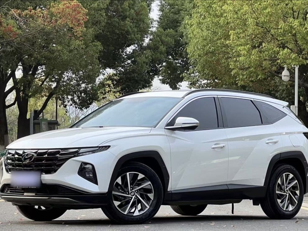HYUNDAI TUCSON 2023