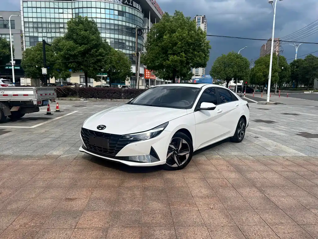 HYUNDAI ELANTRA 2021