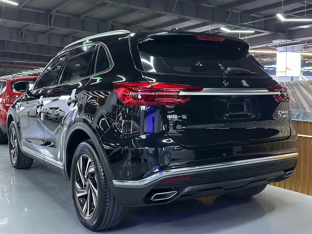 HONGQI HS5 2022