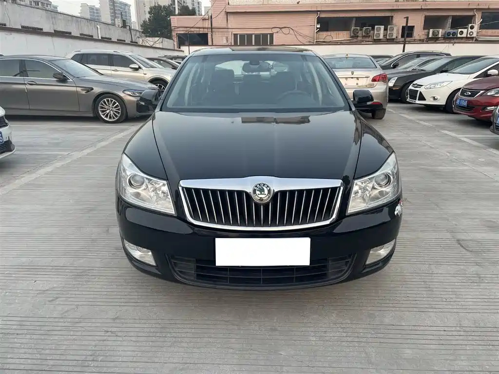 SKODA OCTAVIA 2011