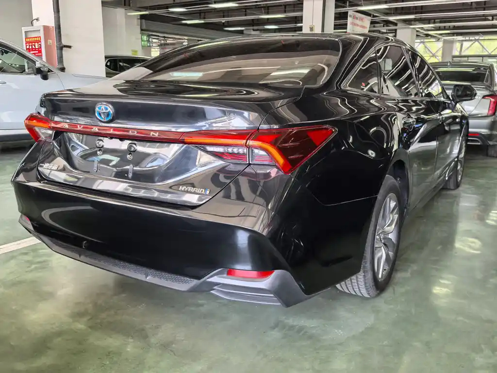 TOYOTA AVALON 2022