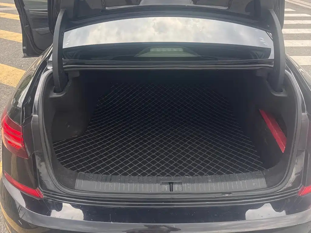 VOLKSWAGEN PASSAT 2019