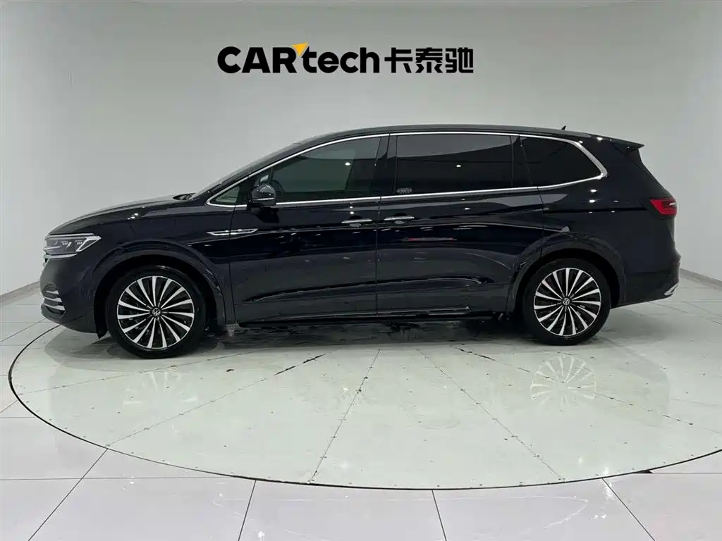 VOLKSWAGEN VILORAN 2020