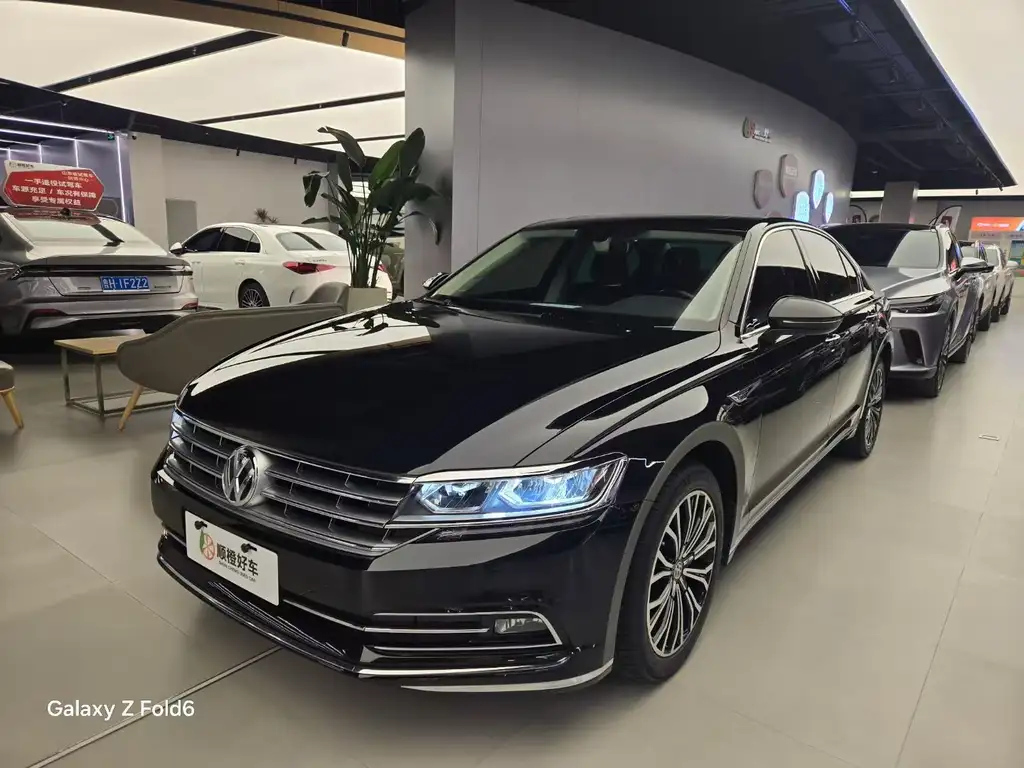 VOLKSWAGEN PHIDEON