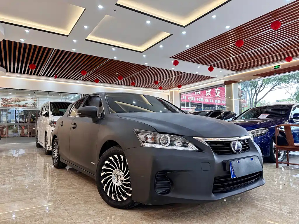 LEXUS CT 2012