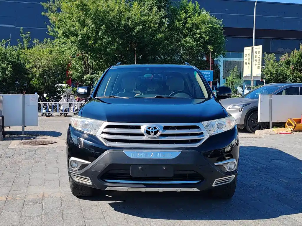 TOYOTA HIGHLANDER 2012
