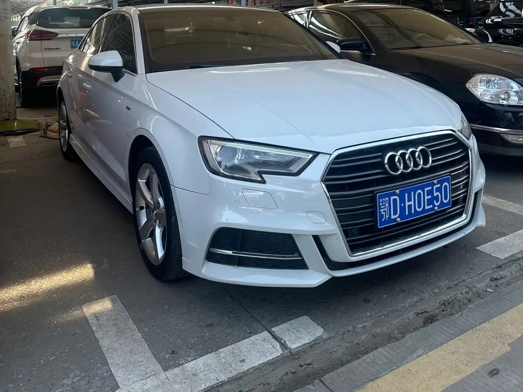 AUDI A3 2017