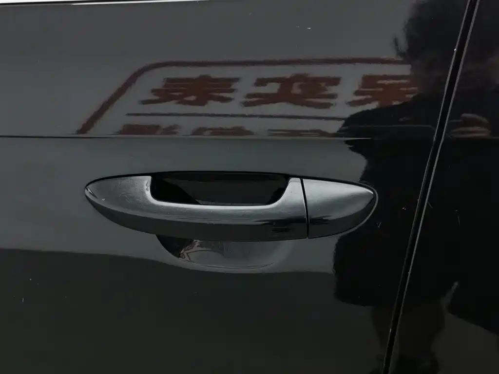VOLKSWAGEN MAGOTAN 2015