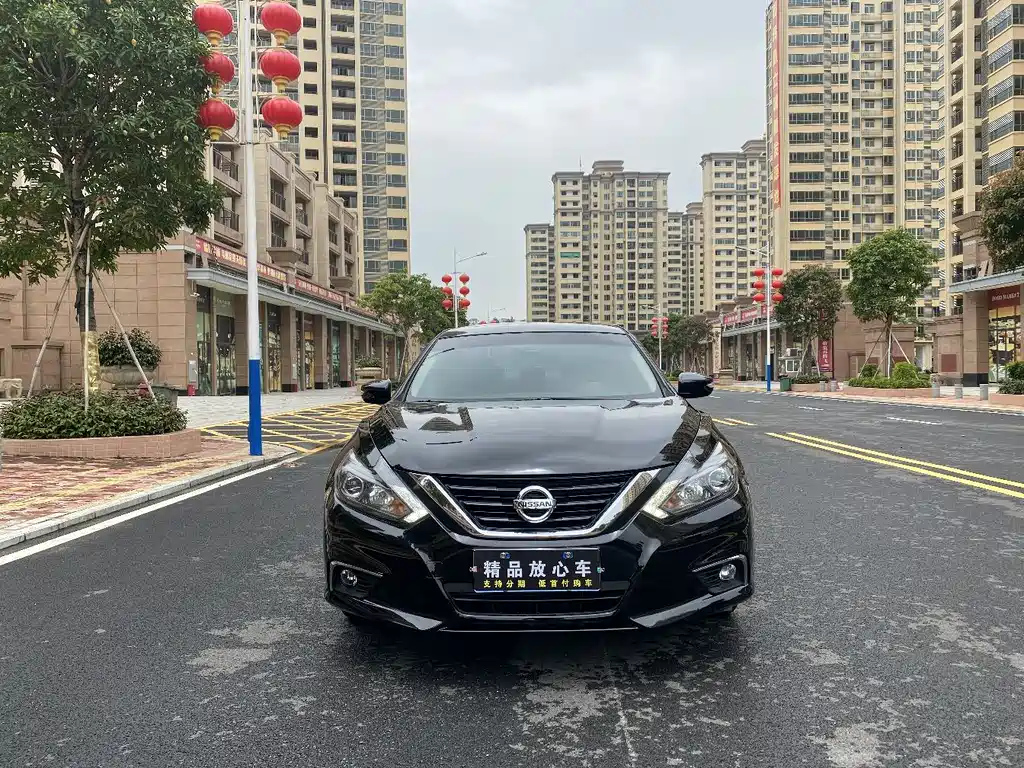 NISSAN TEANA 2018