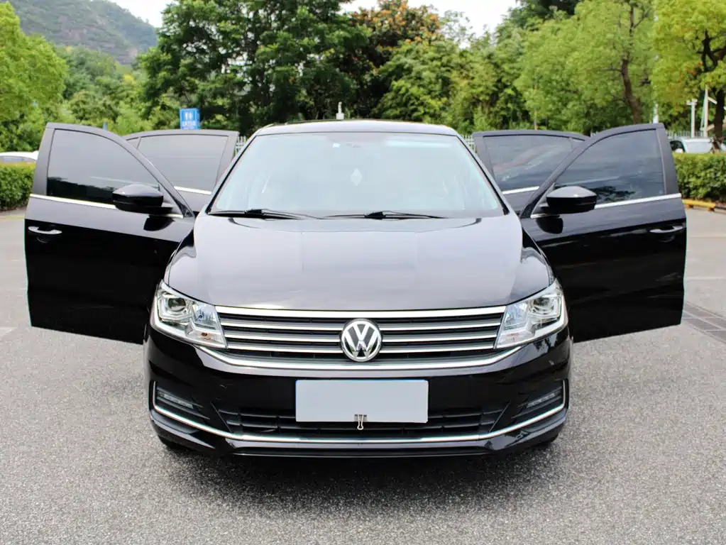 VOLKSWAGEN LAVIDA 2019