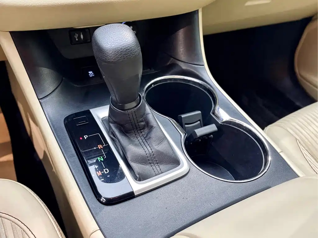 TOYOTA HIGHLANDER 2015