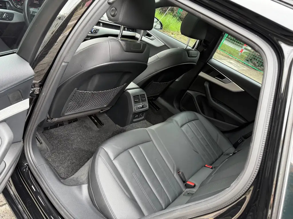 AUDI A4 IMPORT 2020