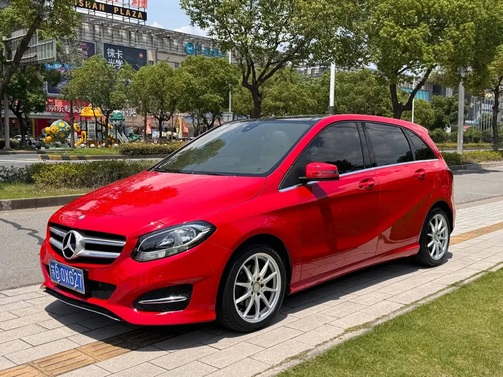 MERCEDES BENZ B-CLASS 2015