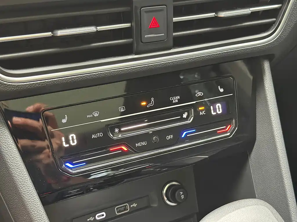 VOLKSWAGEN TIGUAN L 2024