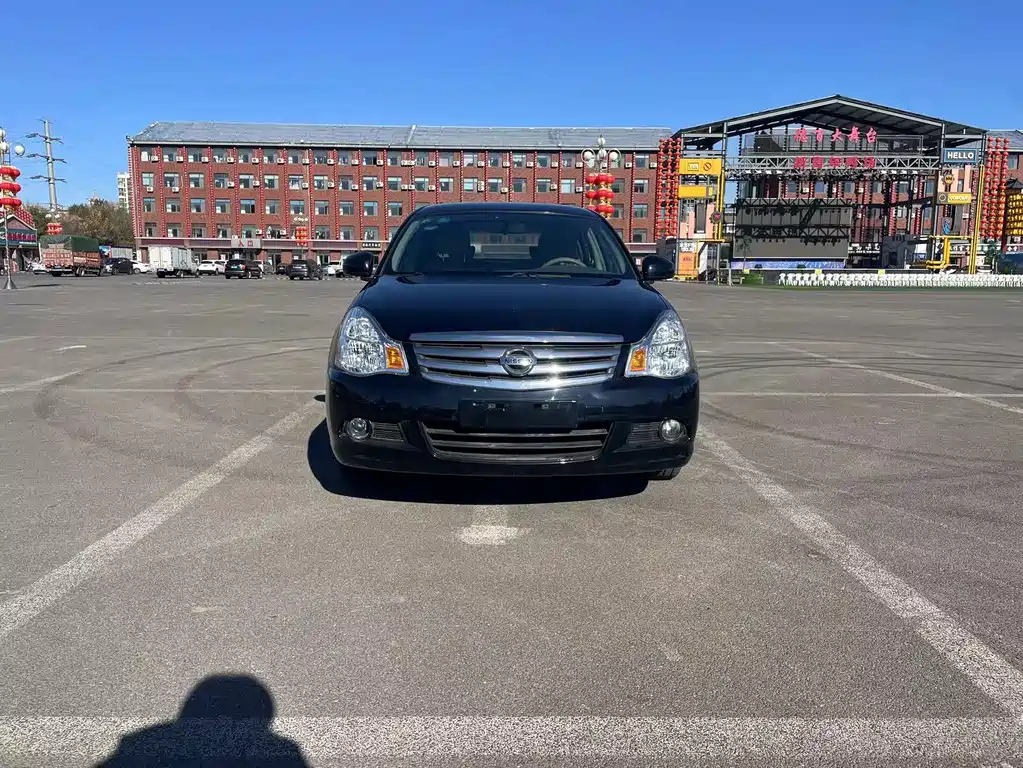 NISSAN SYLPHY 2014