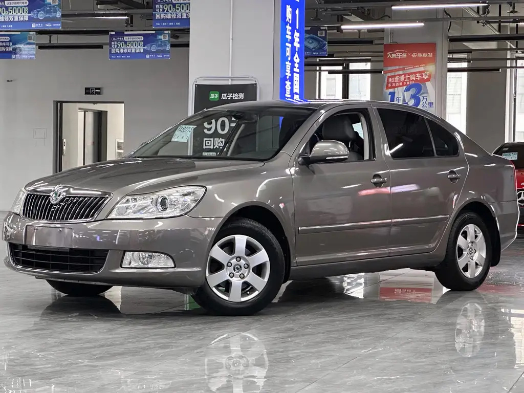 SKODA OCTAVIA 2012