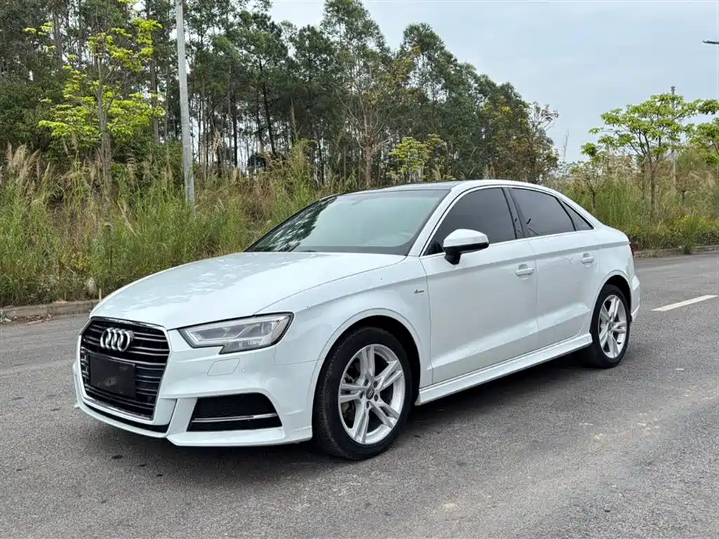 AUDI A3 2019