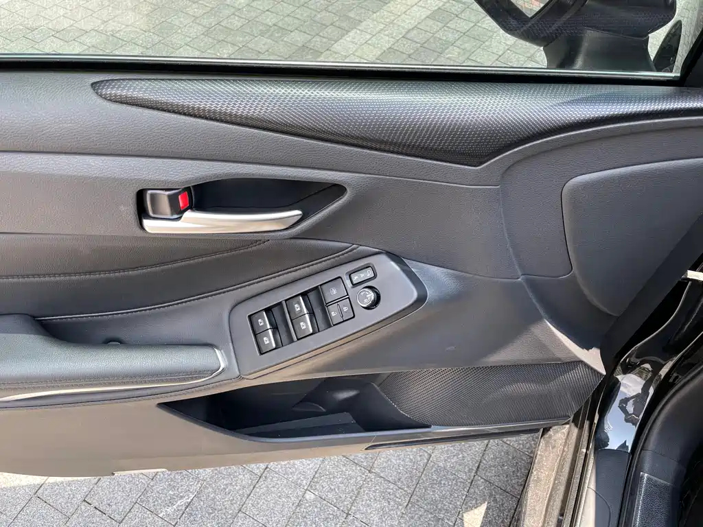 TOYOTA AVALON 2023