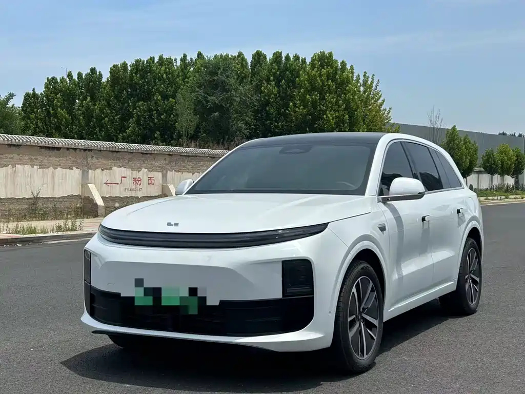 LI AUTO L6 2024