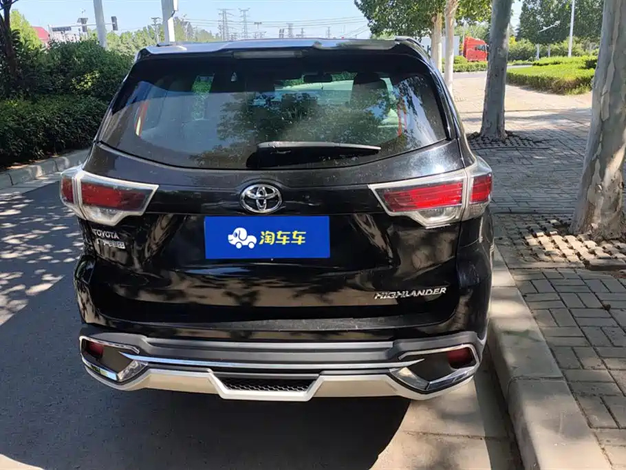TOYOTA HIGHLANDER 2017